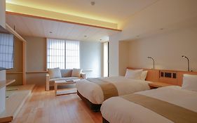 Kaminarimon Ryokan